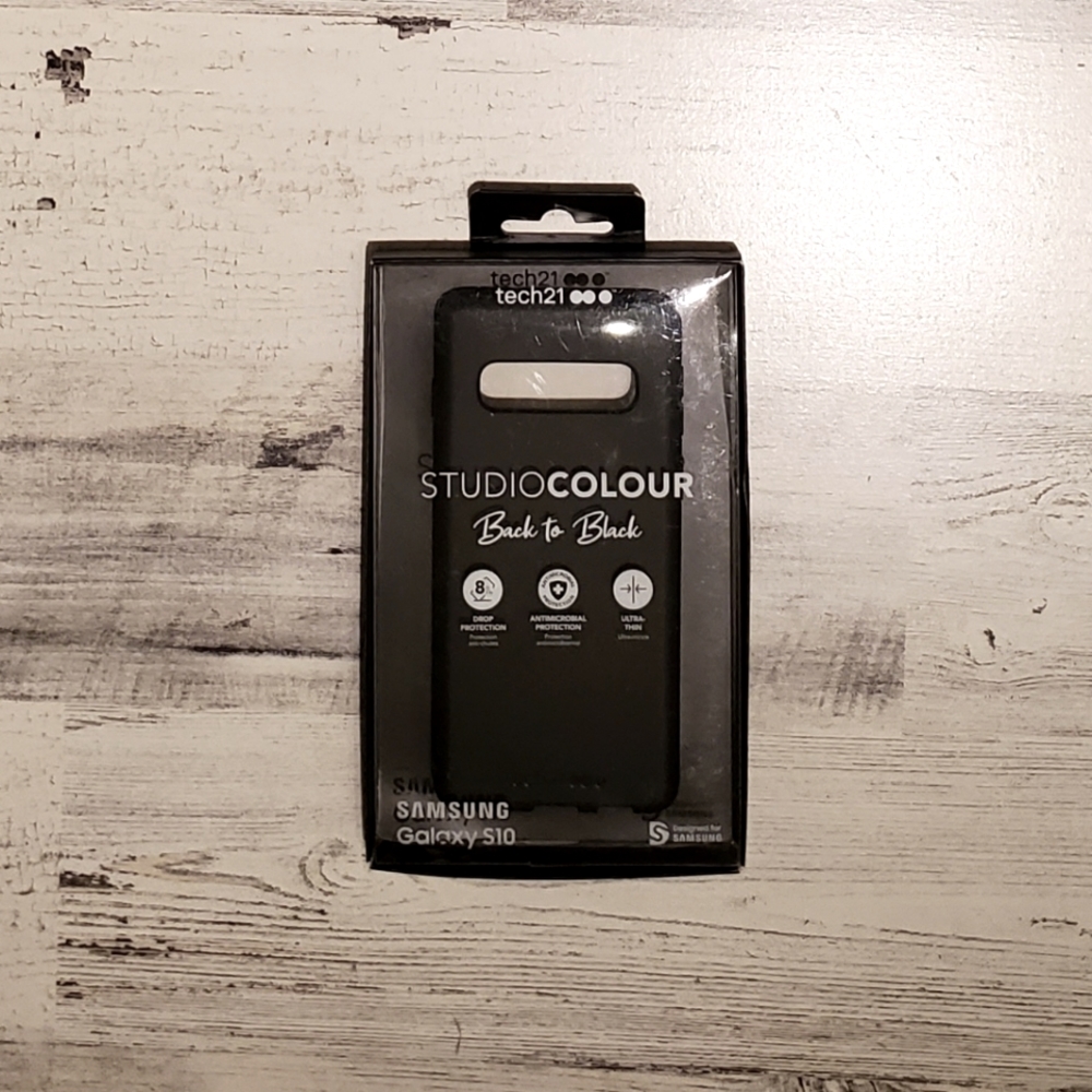 New Tech21 STUDIO COLOUR Back to Black Smartphone Case SAMSUNG GALAXY S10